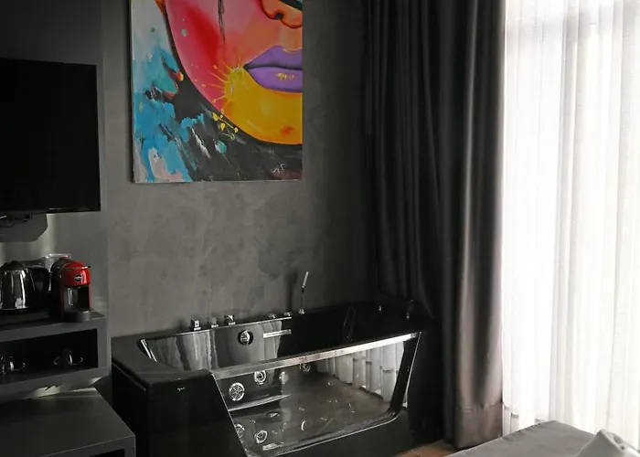 Hotell Bel Ami 4*